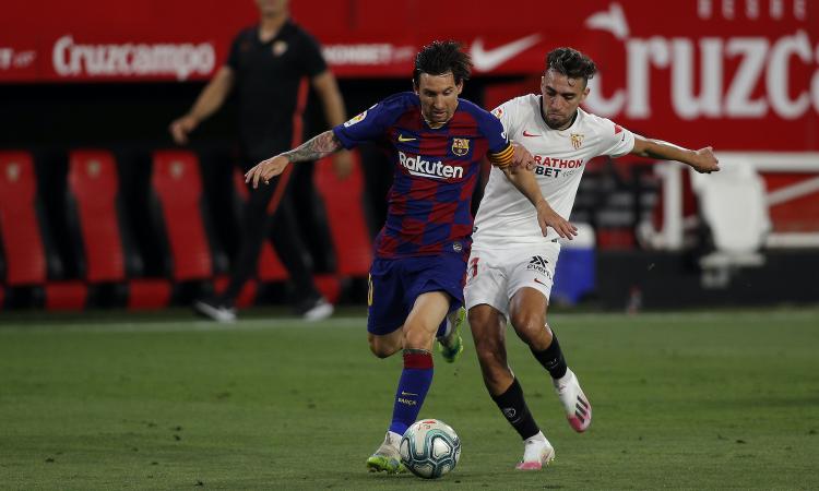 Il Barcellona pareggia a Siviglia, ora rischia l'aggancio del Real. Le avversarie di Napoli e Roma non entusiasmano