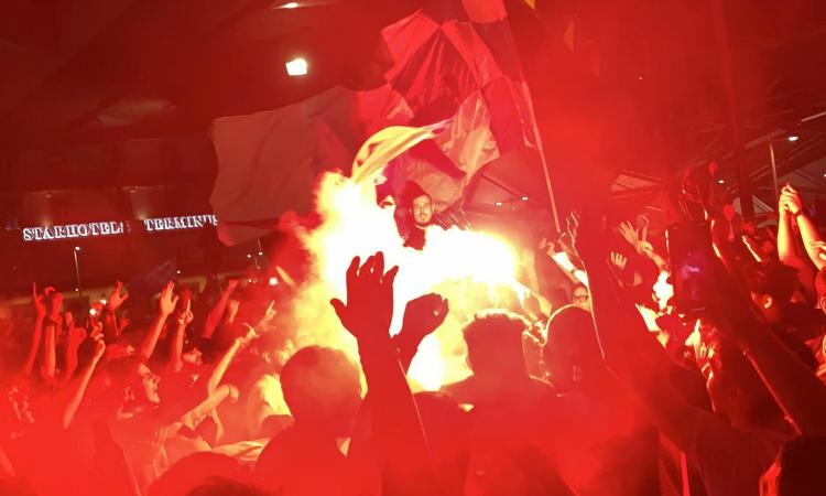 Festeggiamenti per la Coppa Italia, il direttore dell'Oms: 'Tifosi Napoli sciagurati'. De Magistris replica