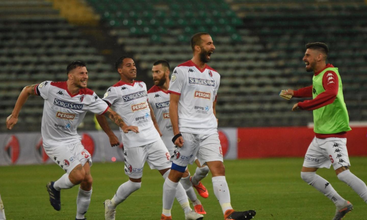 Serie C, Reggiana-Bari: pugliesi favoriti per la promozione a quota 1,80