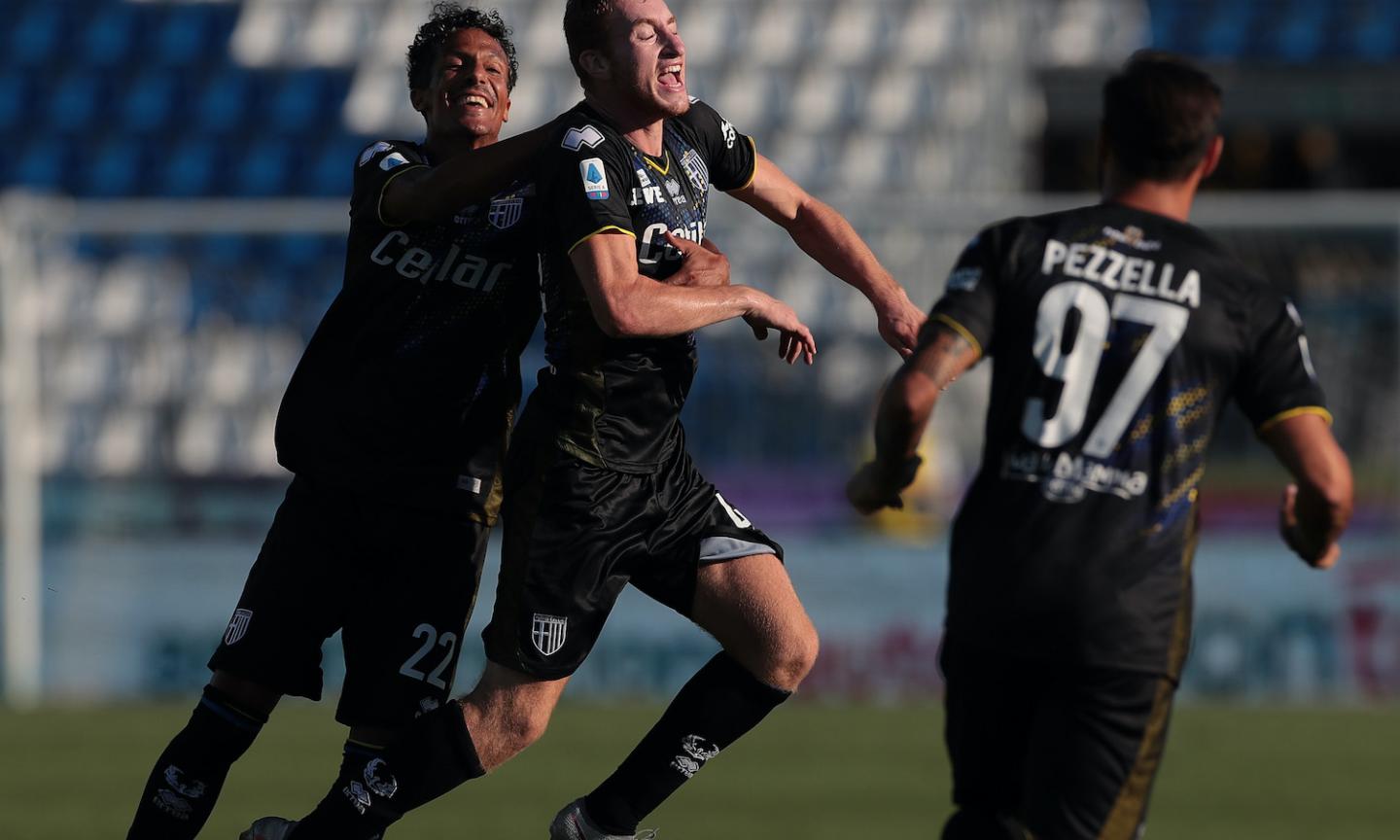 Kulusevski è super: gol e assist, il Parma vince 2-1 col Brescia grazie al prossimo juventino