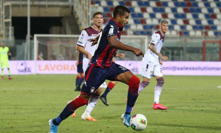 Trapani-Crotone, formazioni ufficiali: gioca Pettinari, ci sono Messias e Simy
