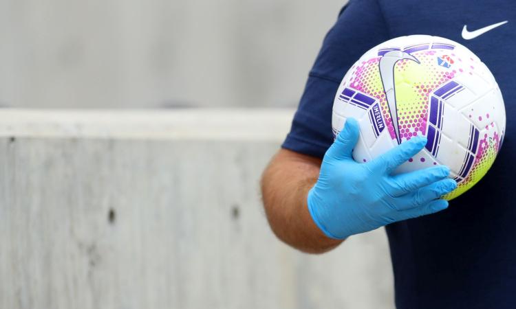Coronavirus, il bollettino: 10.497 nuovi casi su 254.070 tamponi. In aumento i morti, 603. Calano i ricoveri