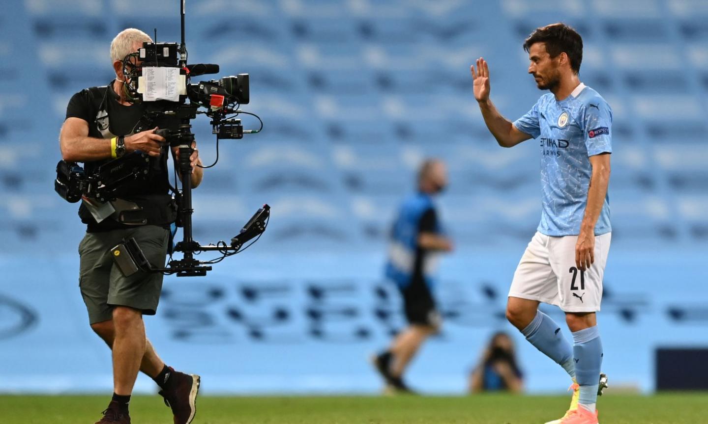 Il Man City saluta e rende omaggio a David Silva: 'Avrà una statua all'Etihad Stadium'