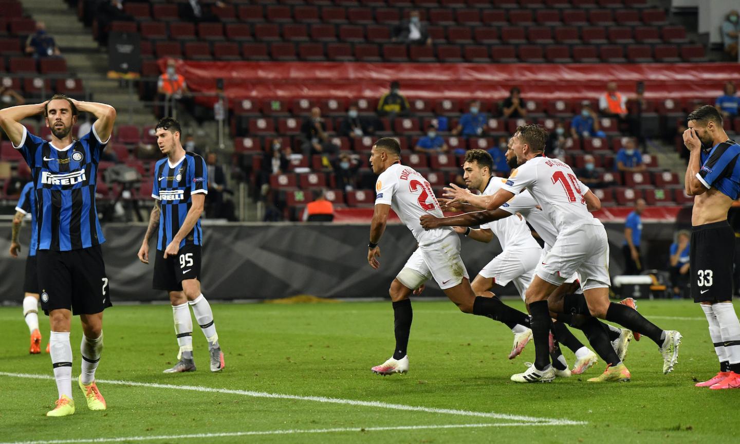 Inter, sfuma il sogno Europa League: vince il Siviglia 3-2, decisivo un autogol di Lukaku