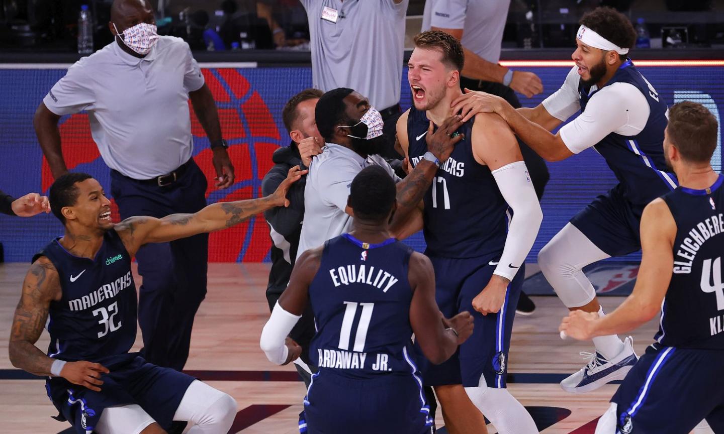 Nba, la straordinaria notte di Doncic: non doveva esserci, stende i Clippers e scrive la storia VIDEO