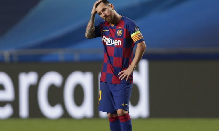 Messi cerca un accordo col Barça, Bartomeu con il pugno duro: ‘Solo per il rinnovo’. E il PSG chiama papà Jorge