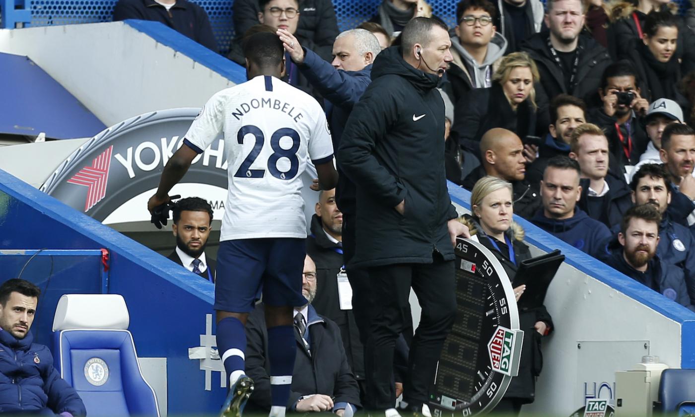 Roma, Ndombele lancia un messaggio a Mou: 'E' un duro, ma lo fa per il bene della squadra' 