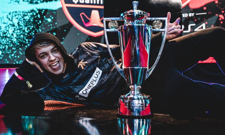 Esports, fenomeno Tekkz: l'inglese conquista la eChampions League, ha vinto oltre 100mila dollari in un anno