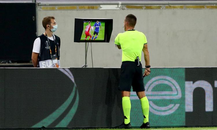 Inter-Bayer, rivivi la MOVIOLA: il Var toglie due rigori ai nerazzurri