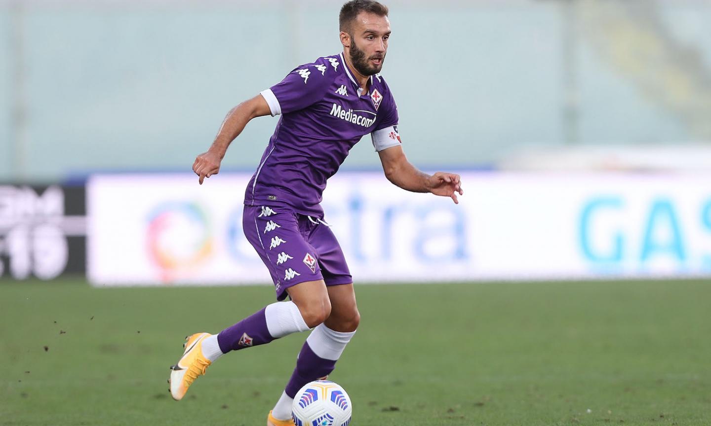 Fiorentina, Pezzella festeggia le 100 presenze in maglia viola