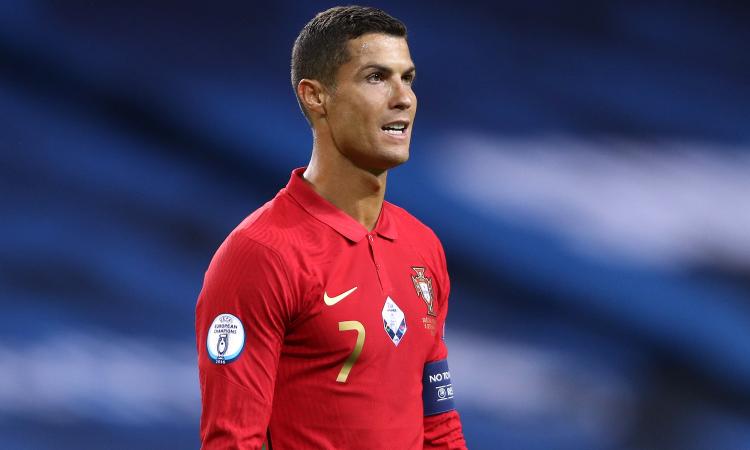 E se Ronaldo non avesse bucato la bolla?  Le fughe non costano a CR7 solo 400 euro, la Juventus paga molto di più  La prima pagina