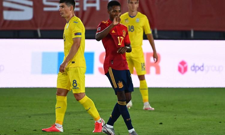 Spagna, Luis Enrique: 'Ansu Fati sta bene, ma c'è un altro giocatore che ho visto in forma'