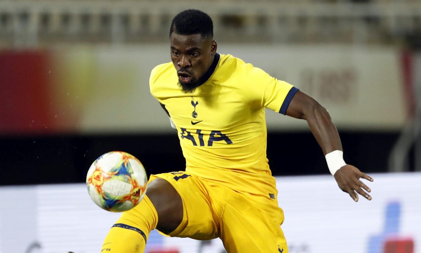 Villareal, Aurier si presenta: 'sono pronto per giocare'