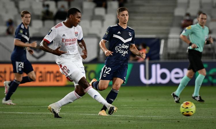 Marcelo fuori rosa al Lione e costretto al passaggio al Bordeaux per flatulenze nello spogliatoio: la scelta di Juninho
