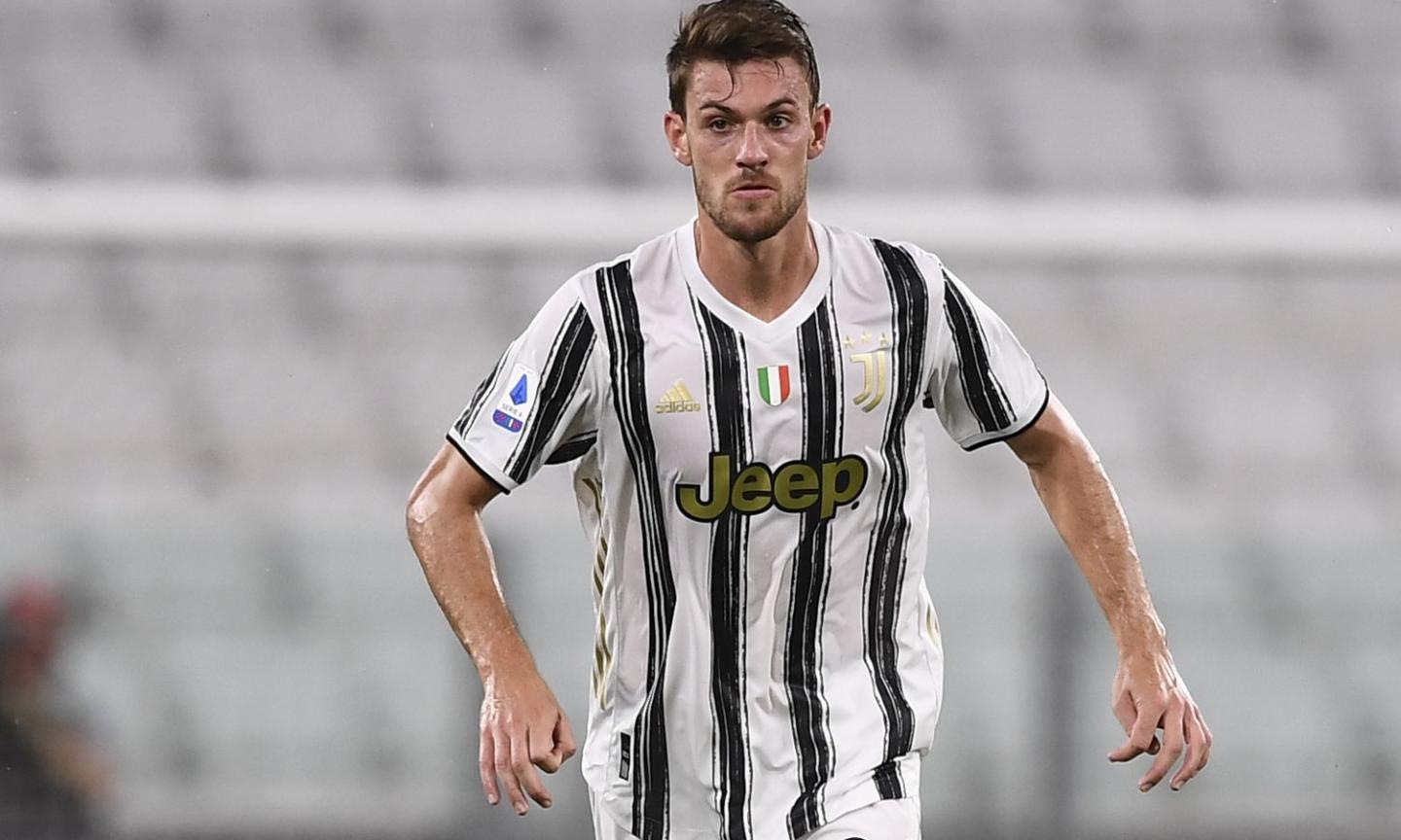 Juve, Rugani è arrivato a Rennes: oggi visite mediche e firma