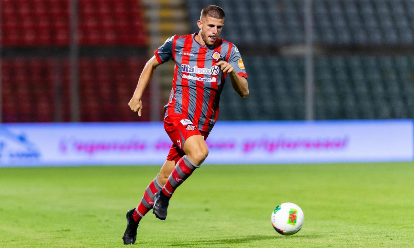 Cremonese-Crotone 3-2: il tabellino