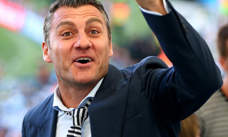 Napoli, senti Vieri: 'Giuntoli botte e cazzotti, Kvara sembra Best e Lobotka mi ricorda Xavi'