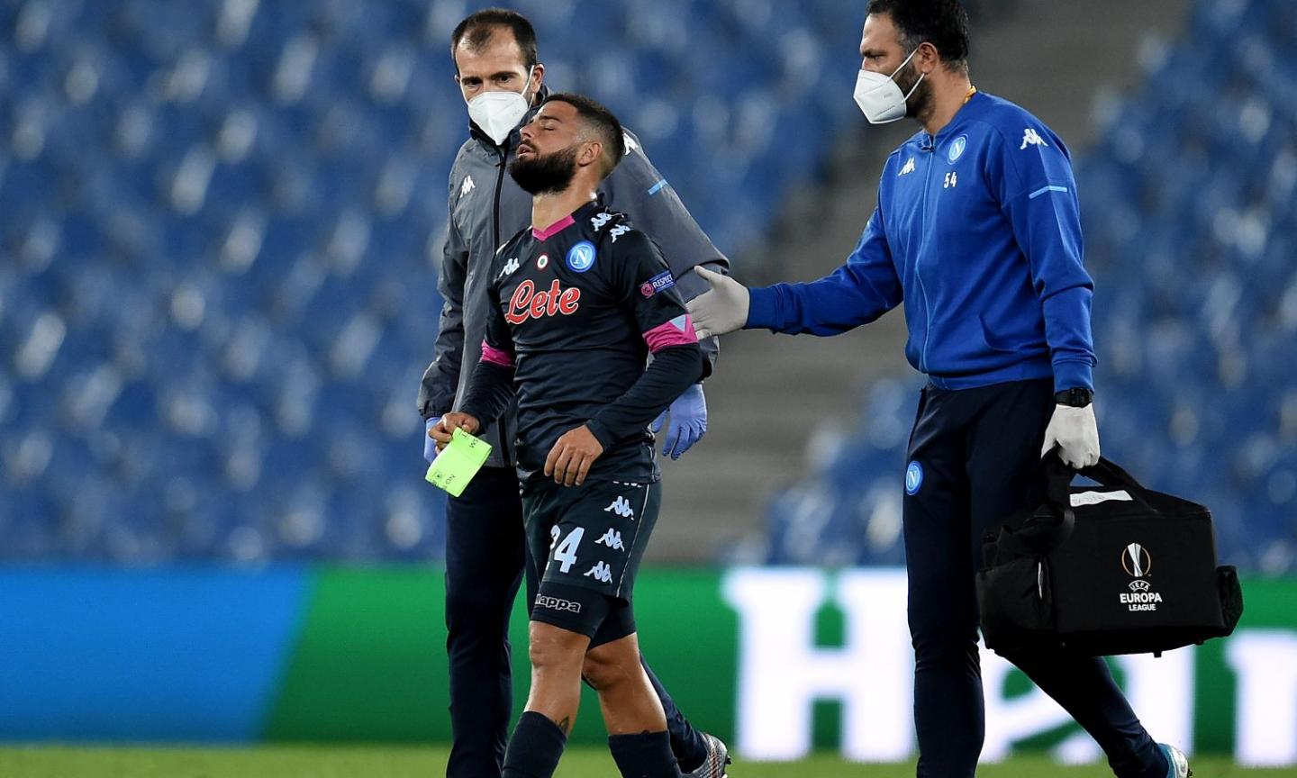 Napoli, nuovo infortunio per Insigne: problema muscolare, esce al 20'