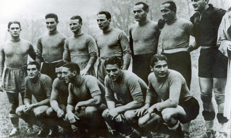 VXL, il commento di un blogger: 'L'Italia restituisca la Coppa del Mondo del 1938'