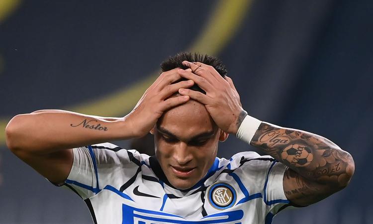 Inter, furia Lautaro al momento del cambio