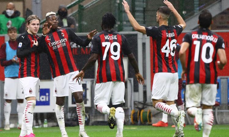 Milan, il tre su tre è storico ma che fatica con i baby: a Pioli serve ancora Calhanoglu per piegare lo Spezia