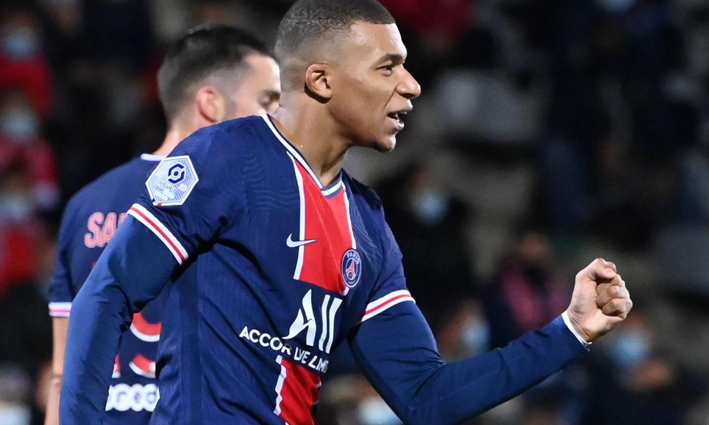 Psg, Leonardo incontra Mbappé per il rinnovo: la situazione