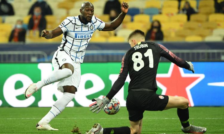 L'Inter sbatte sulle traverse e su Trubin: con lo Shakhtar Donetsk finisce 0-0