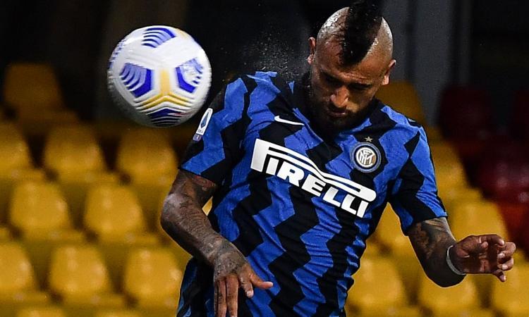 Inter, Vidal si carica in vista del derby FOTO