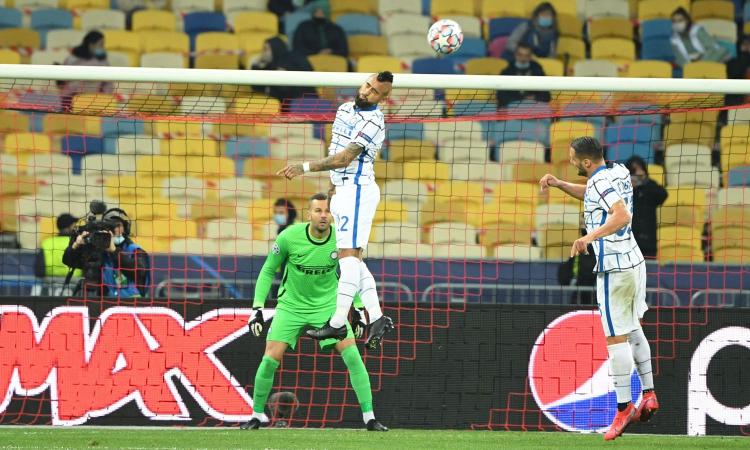 Inter, i numeri di Vidal non convincono: non può essere il vice Gagliardini