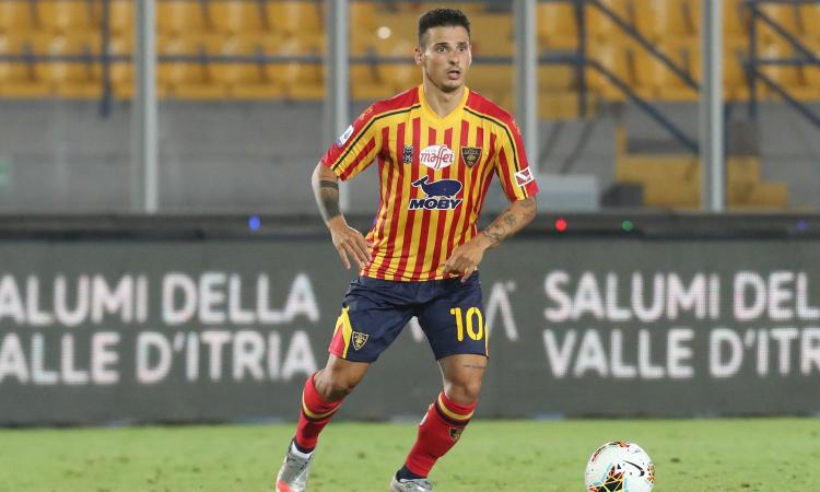 Serie B, Falco-gol al 93': il Lecce batte il Chievo e vola da solo in vetta