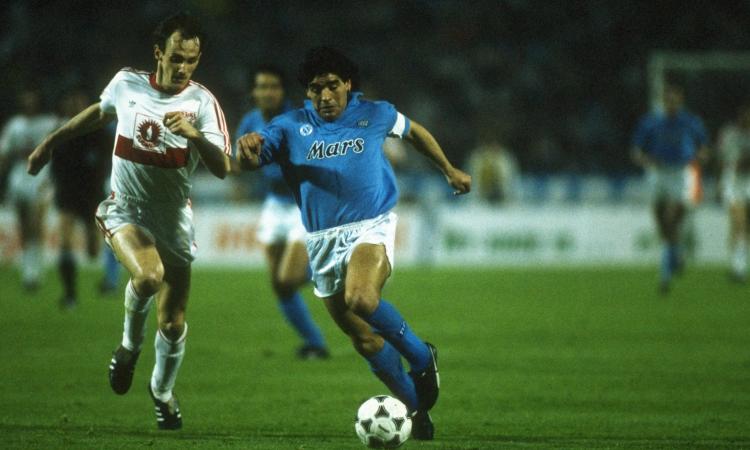 Addio Maradona dopo Castro e Best: il 'maledetto' 25 novembre