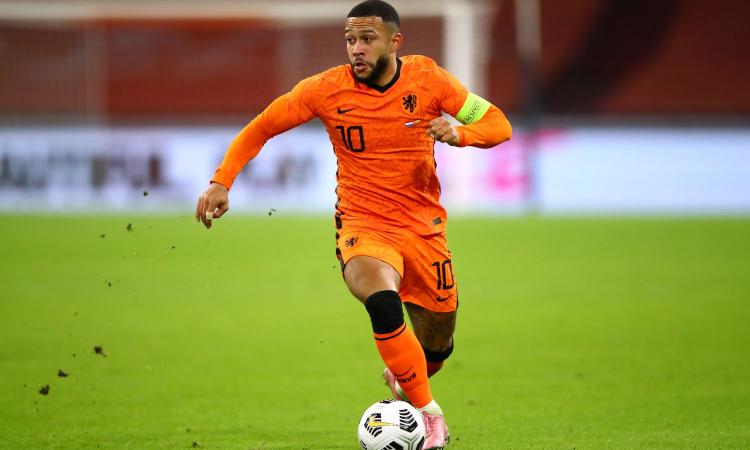 Barcellona, le prime parole di Depay: 'Ho firmato per il club più grande al mondo e con la miglior tifoseria'