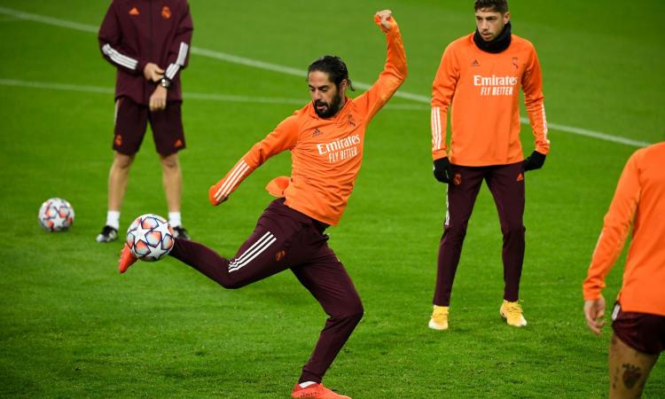 Juve ed Everton su Isco, l'agente: 'Ascoltiamo tutto ma...'