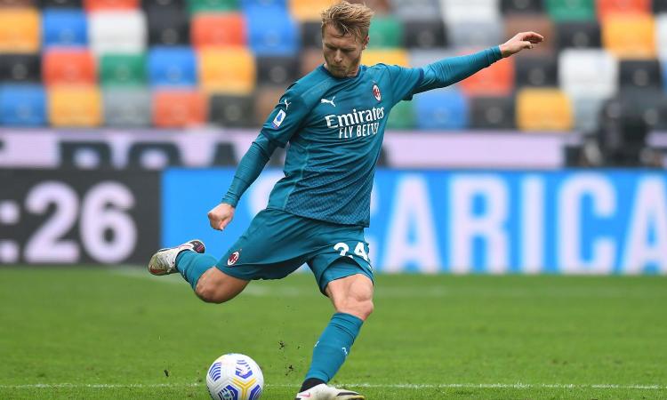 Milan, giorno libero ma una decina di giocatori a Milanello: ci sono Ibra e Kjaer