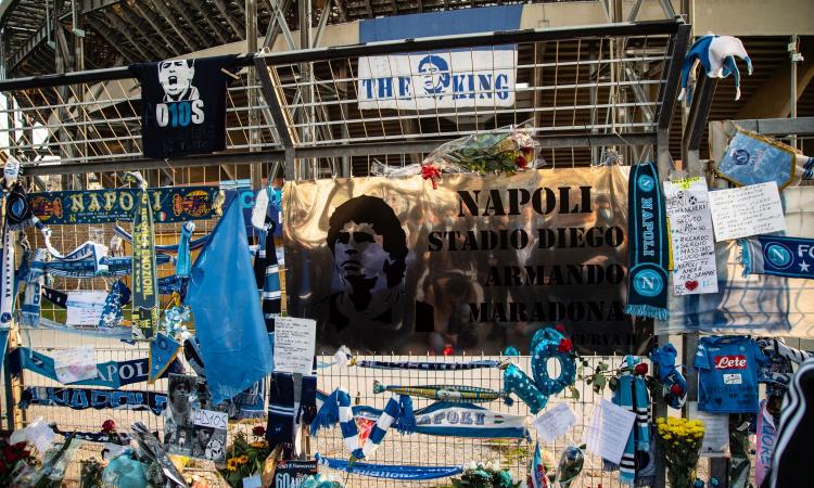 Lo stadio 'San Paolo' intitolato a Maradona? I sacerdoti di Napoli non ci stanno