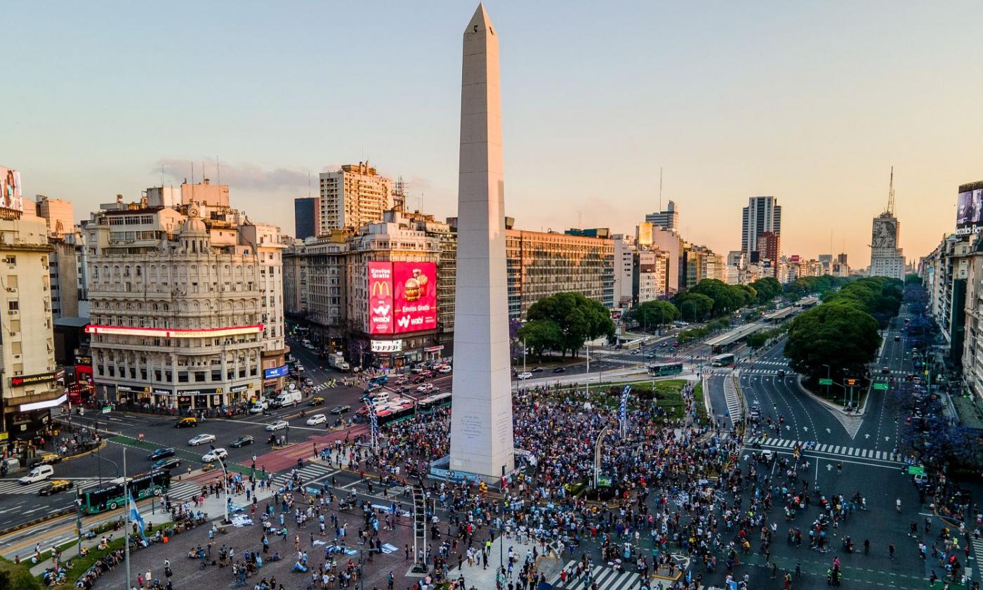 Argentina, è pazza gioia: 2 milioni di persone in strada!