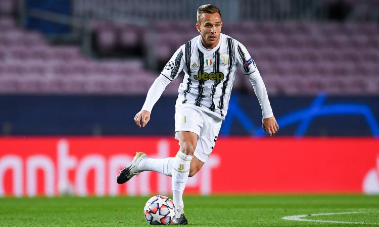 Juve, ecco come Pirlo risistema il centrocampo senza Arthur