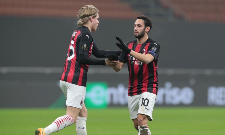 Milanmania: la splendida risposta di Calhanoglu. Il rinnovo non distrae, è sempre più leader