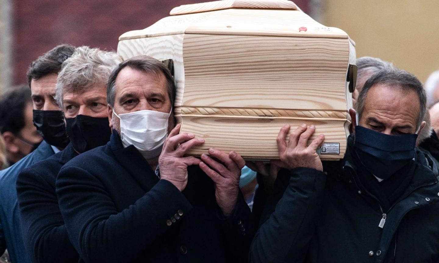 Furto in casa di Paolo Rossi: ladri in azione durante il funerale