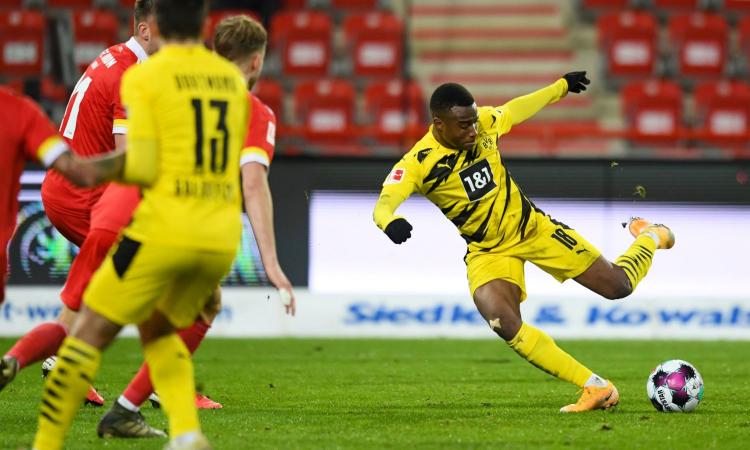 Bundesliga, l'Union vince 2-1 col Dortmund, Moukoko scrive la storia