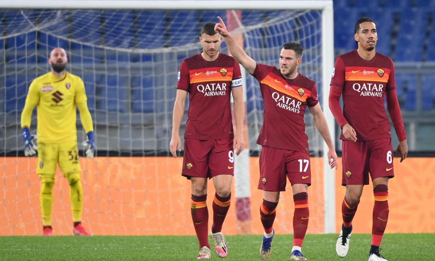 L'espulsione di Singo lancia la Roma: tris al Torino e Juve raggiunta al terzo posto