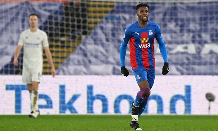 Crystal Palace, Zaha accostato a Milan e PSG. Hodgson: 'Non mi sorprende, ma...'