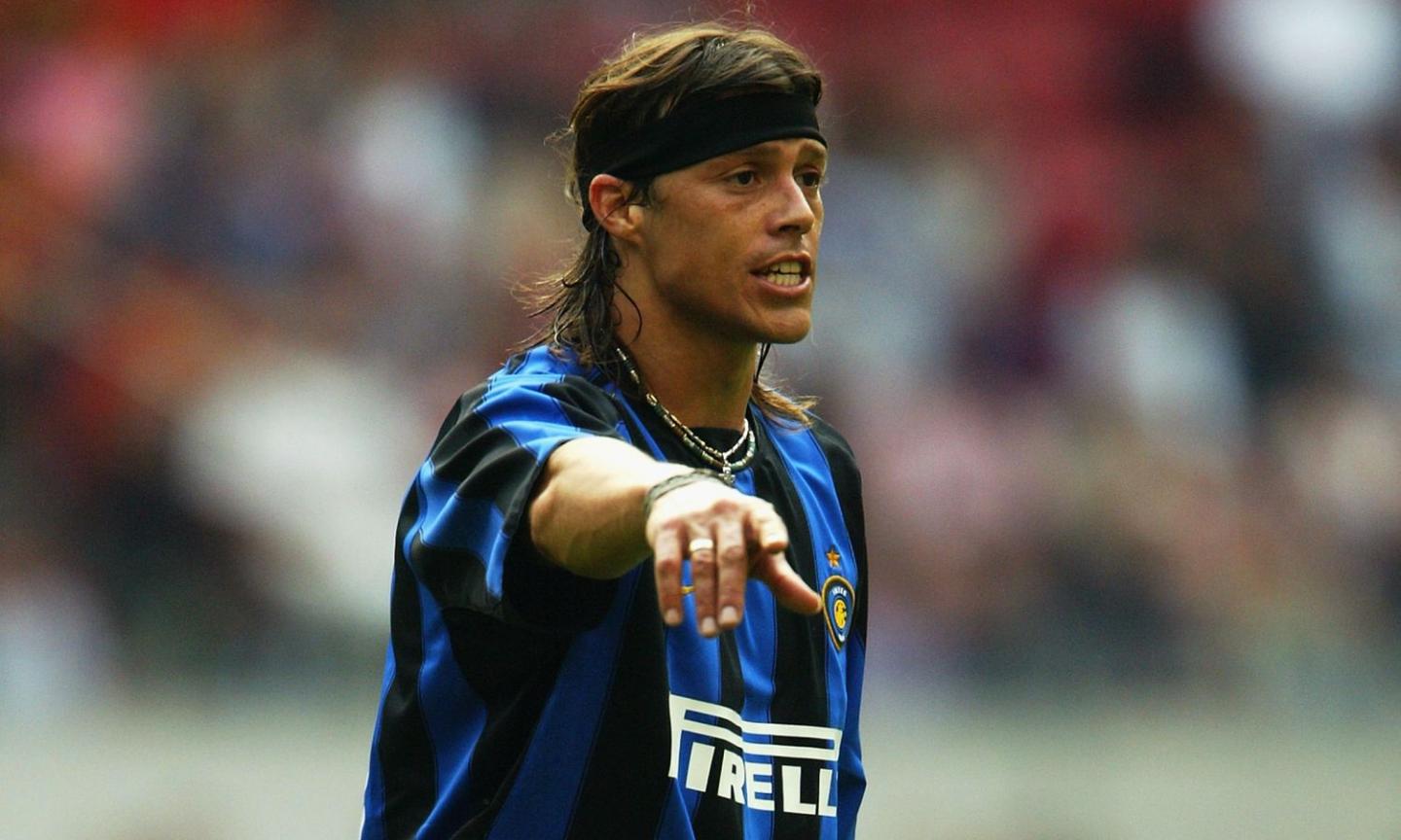 16) Matias Almeyda Image gallery