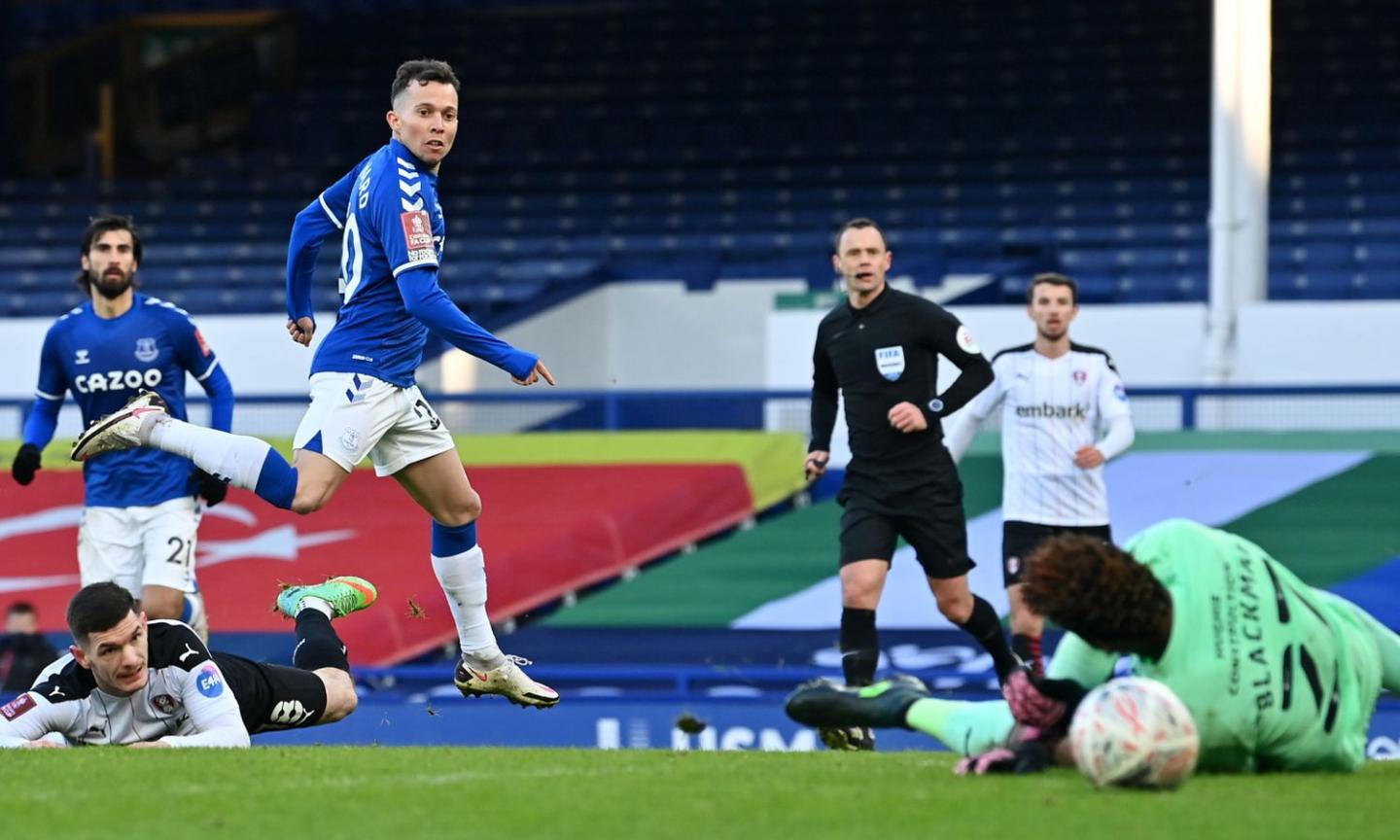 Bernard, la richiesta dell'Everton e il piano della Roma