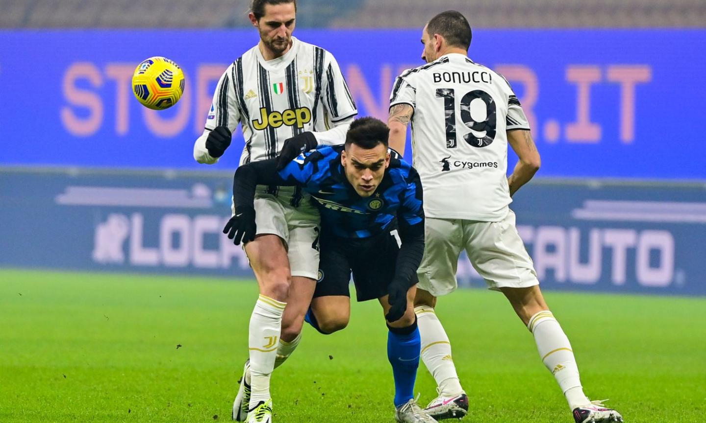 Bonucci: 'Delusi e arrabbiati quanto voi tifosi. Testa alla finale col Napoli' FOTO