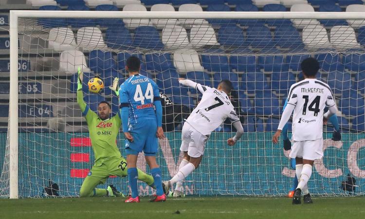Ronaldo e Morata segnano, Insigne sbaglia un rigore: 2-0 al Napoli, la Juve vince la Supercoppa italiana