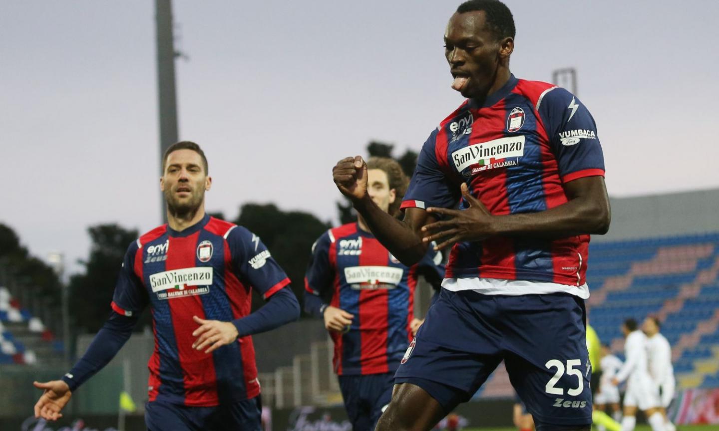 ​Crotone, Simy da record: il nigeriano con più gol in Serie A! Futuro ancora in Italia?