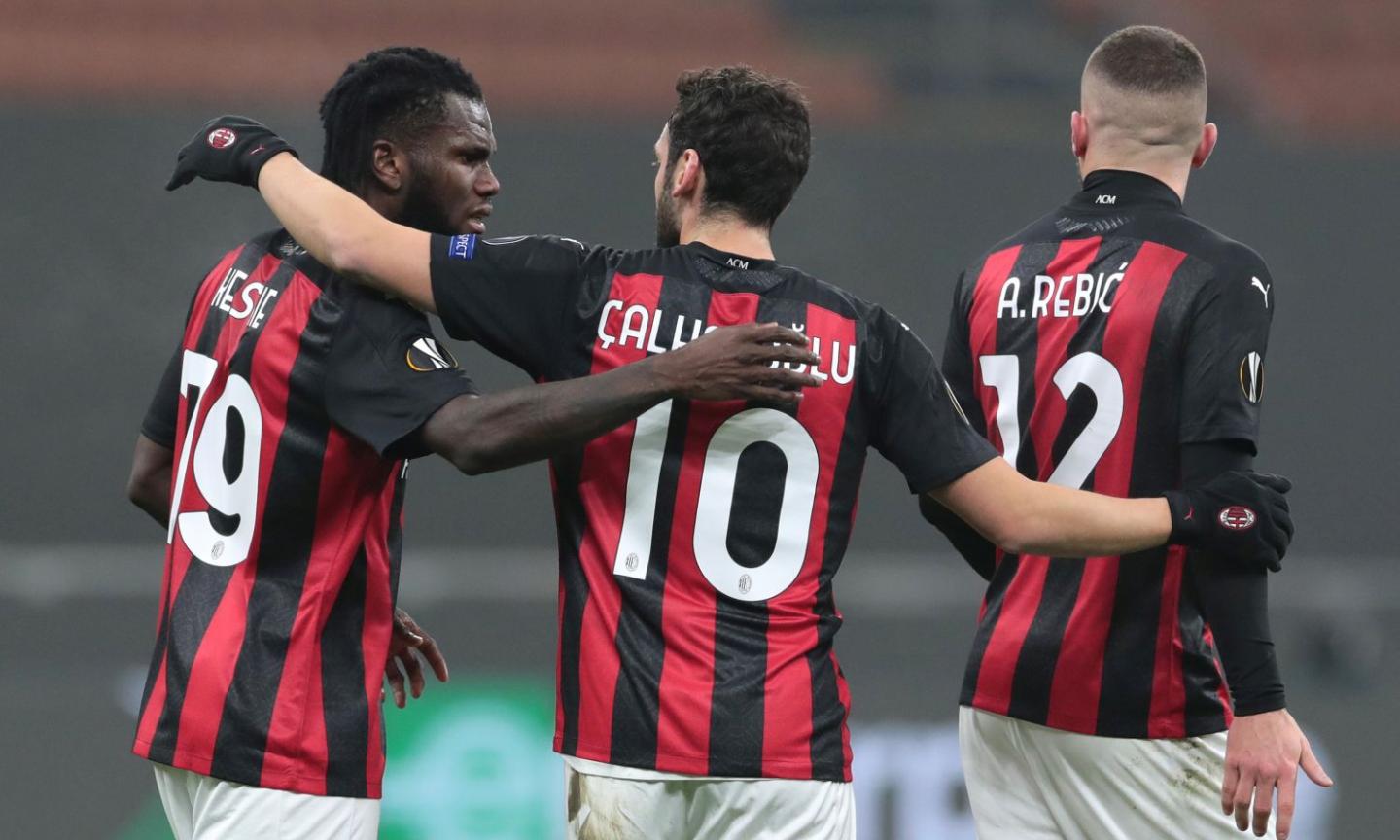 Milan, il fattore Calhanoglu sul rinnovo di Kessie