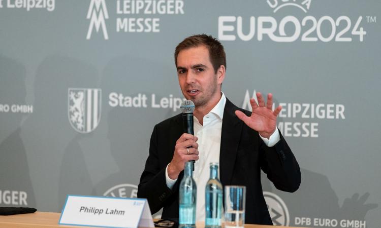 Lahm: 'L'Italia all'Europeo mi ha affascinato. Niente Mondiali? Evidente problemi in attacco'