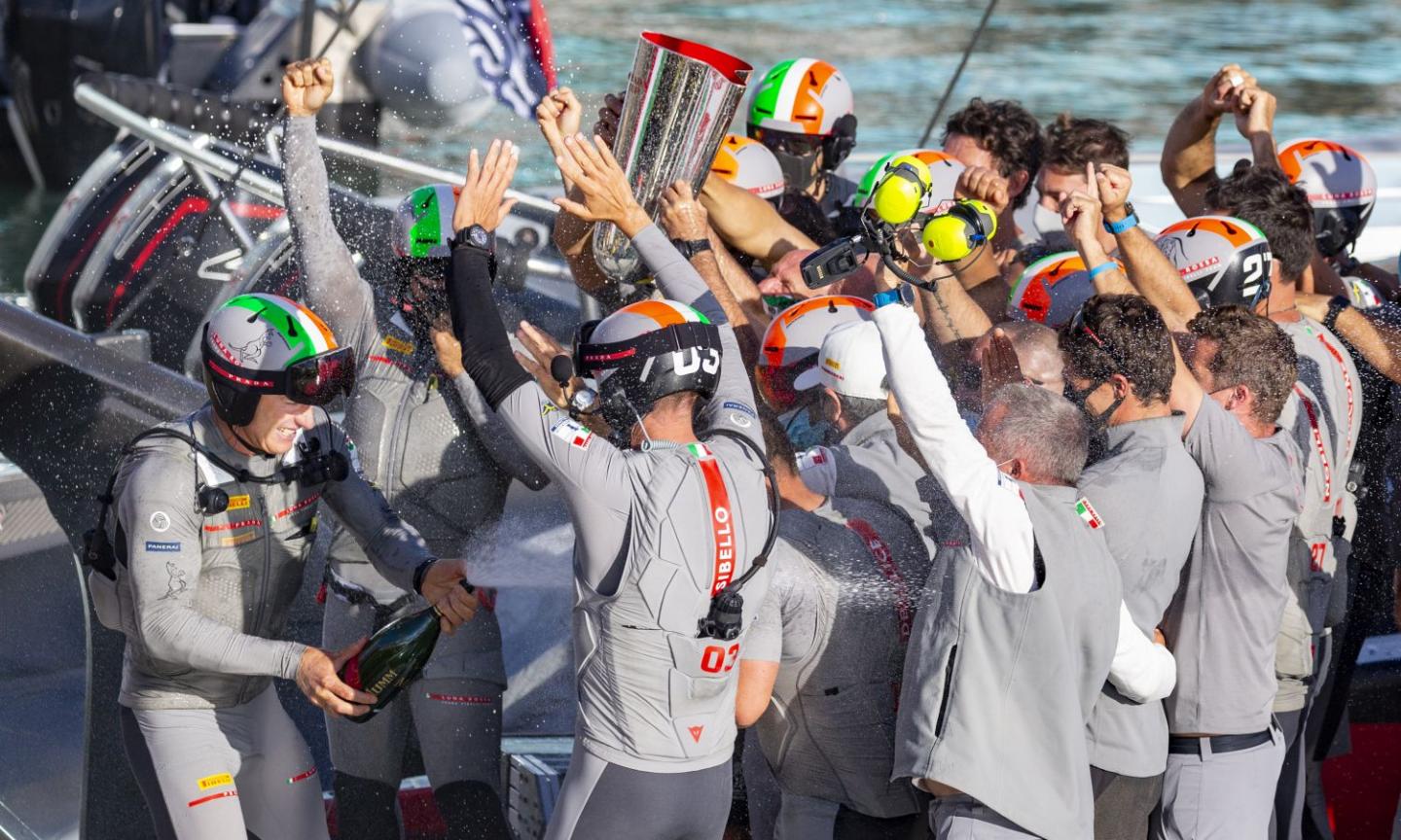 Luna Rossa è in finale di America's Cup! 7-1 a Ineos, dal 6 marzo parte la sfida a New Zealand